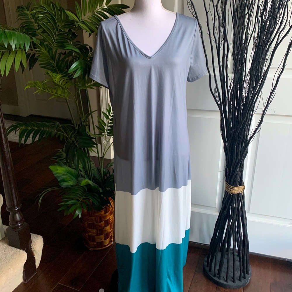 Colorblock Maxi Dress in Gray, White & Teal